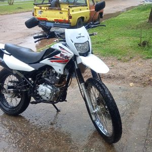 Corven Triax R2  2018 Blanco: imagen 6