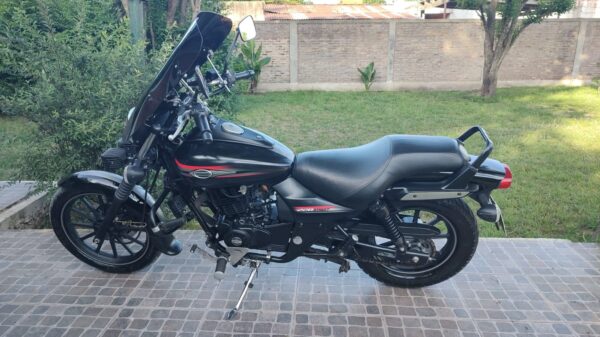 Bajaj Avenger 220 Street 2017 Negro - Imagen 2