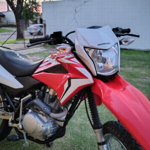 Honda XR 150 2022 Rojo: imagen 2
