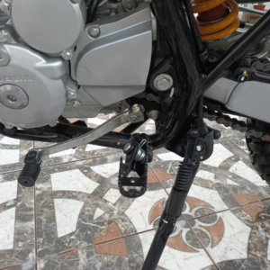 Honda XR 250 2023 Rojo: imagen 2