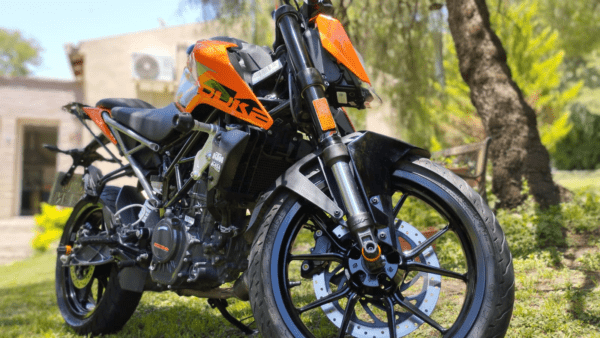 KTM Duke 200 NG - 2024 2023 Negro