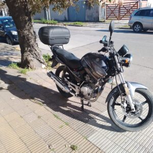 YAMAHA  YBR 125 ED  2013 Negro: imagen 3