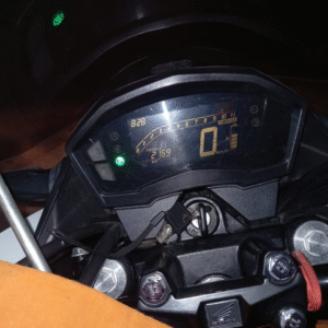 Honda Twister 2023 Blanco: imagen 3