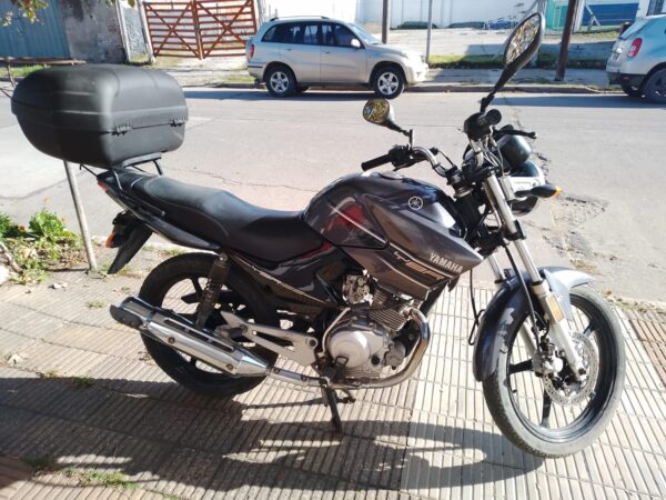 YAMAHA  YBR 125 ED  2013 Negro - Imagen 4
