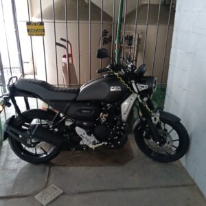 YAMAHA fzx 150 cc 2023 Negro