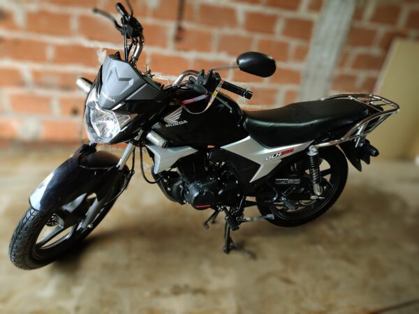 Honda  GLH  2023 Negro