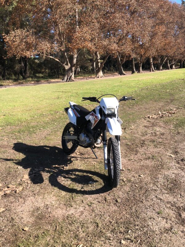 Honda xr tormado 2015 2015 Blanco - Imagen 3