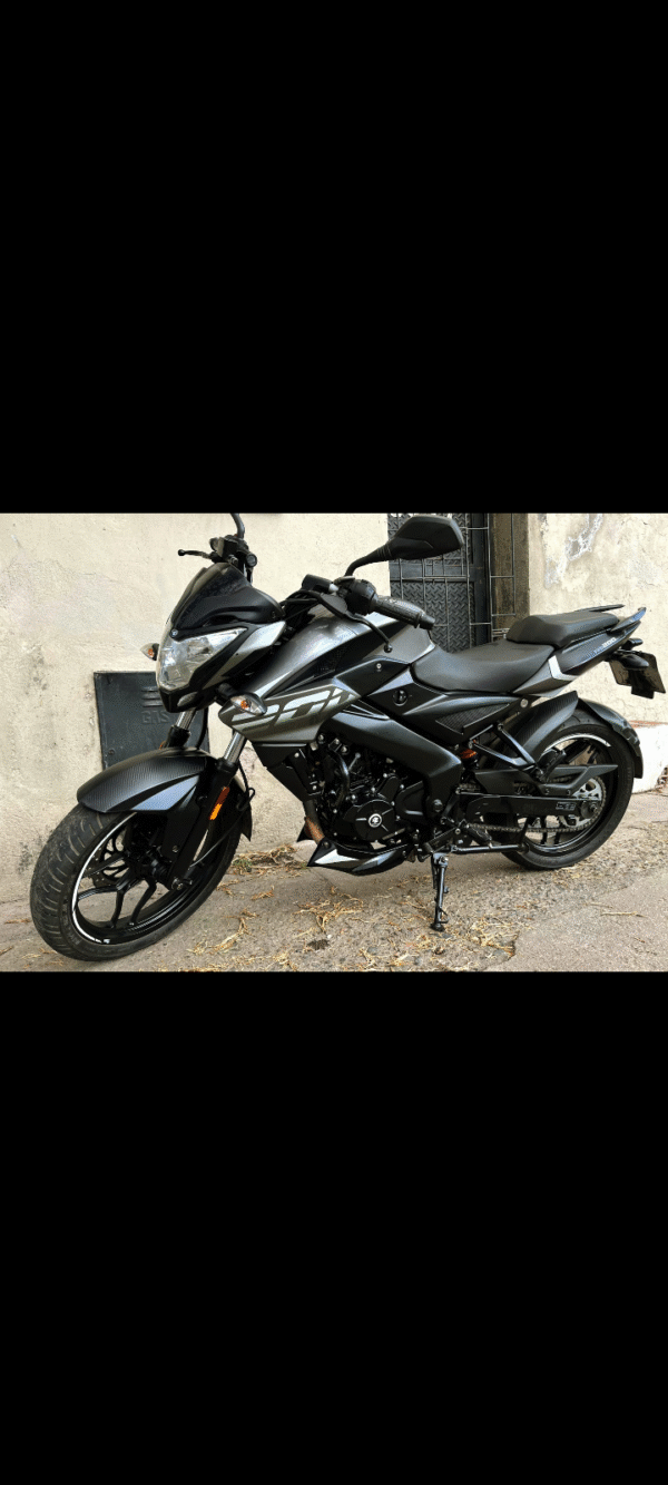 Rousser Ns 200 2023 2023 Negro