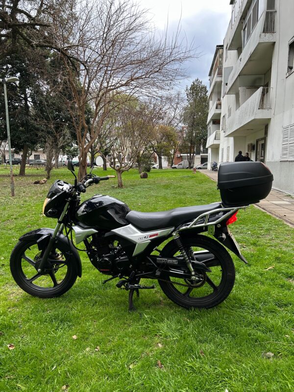 HONDA GLH 2023 Negro