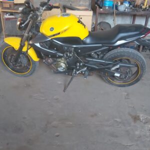 Yamaha FZ6N 2019 Amarillo: imagen 3