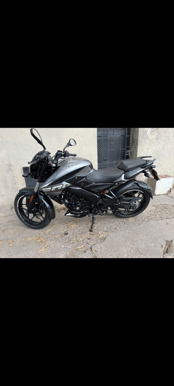 Rousser Ns 200 2023 2023 Negro - Imagen 3