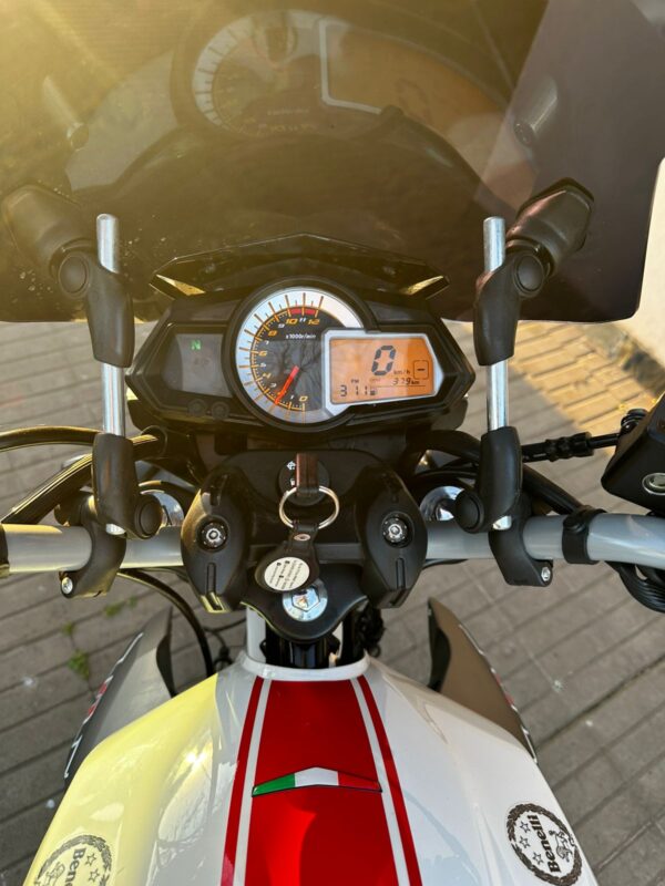 Benelli  Tnt 15, 150 cc 2022 Blanco - Imagen 2