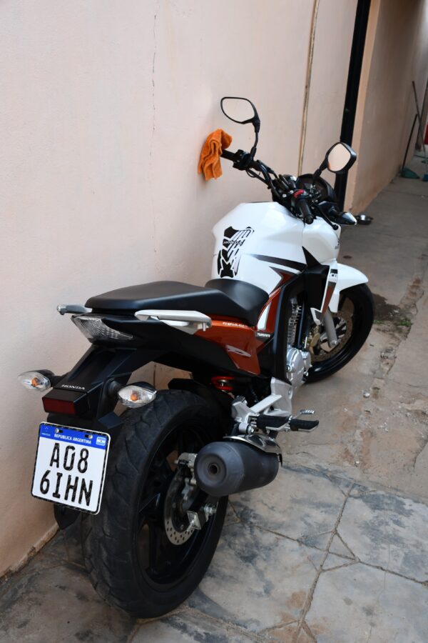 Honda Cb New Twister 250 2018 Blanco - Imagen 2