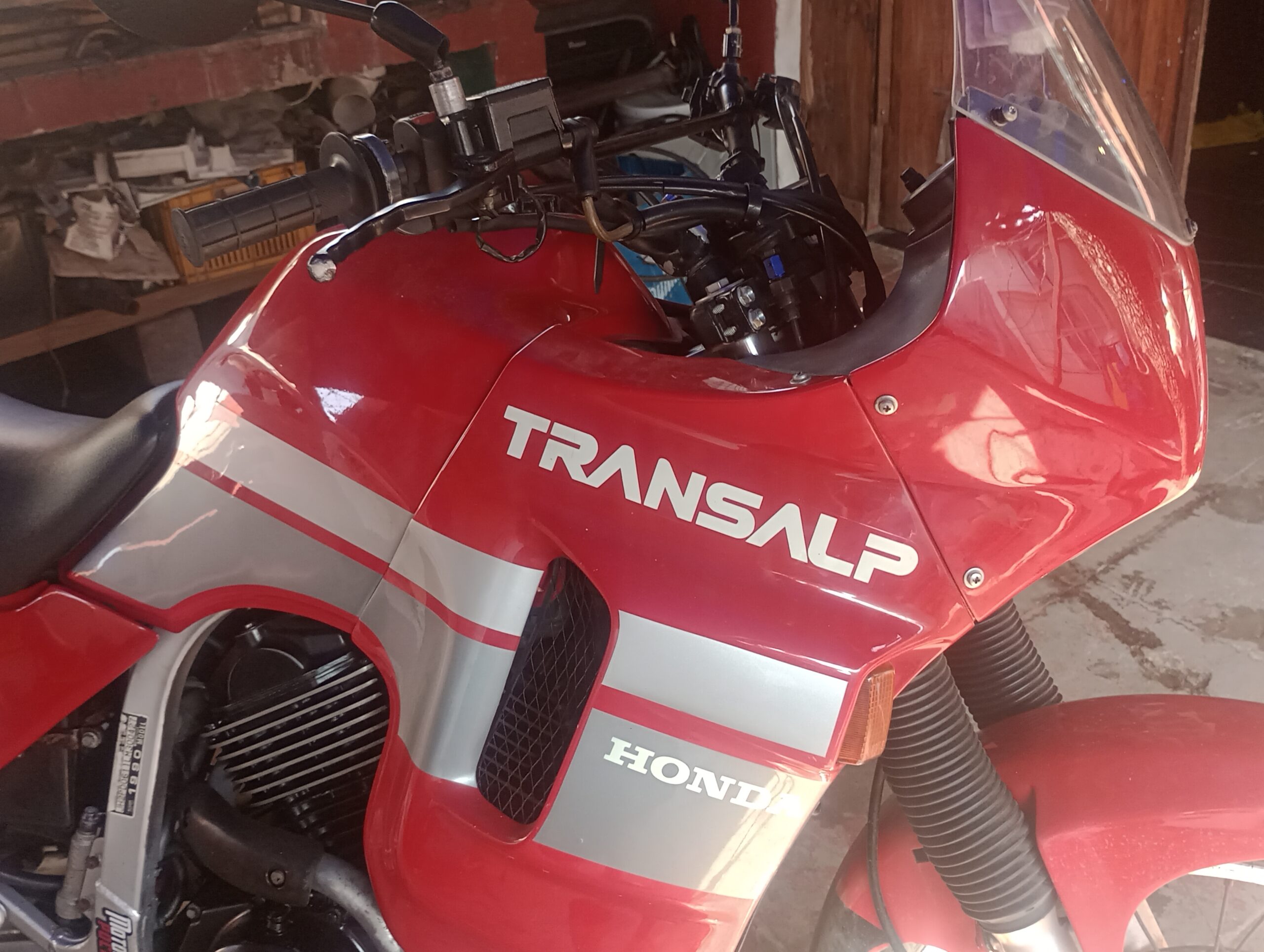 Honda Transalp 600 1990 Rojo: imagen 1