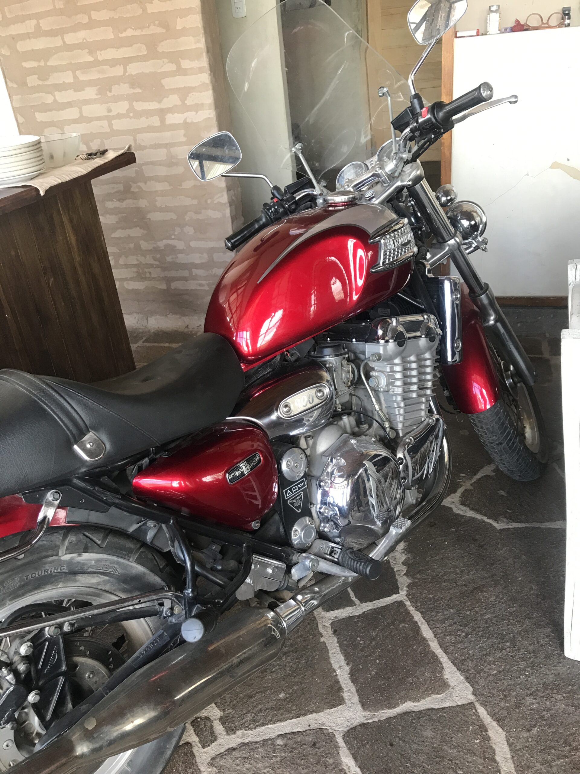 Triumph 900 Thunderbird 2000 Rojo: imagen 5