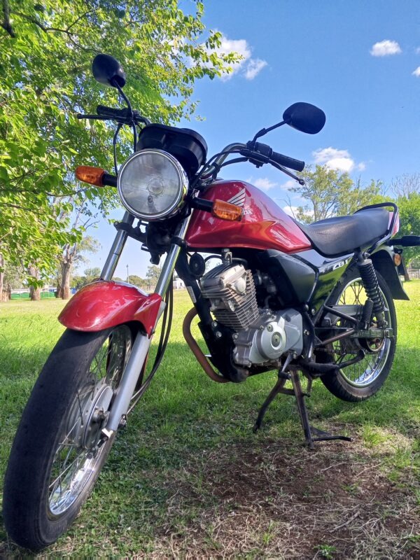 Honda  Cb1 2014 Rojo
