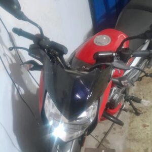 Bajaj Rouser ns 125 2023 Rojo