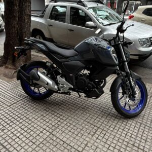 YAMAHA FZS 3.0 2023 Otro: imagen 3