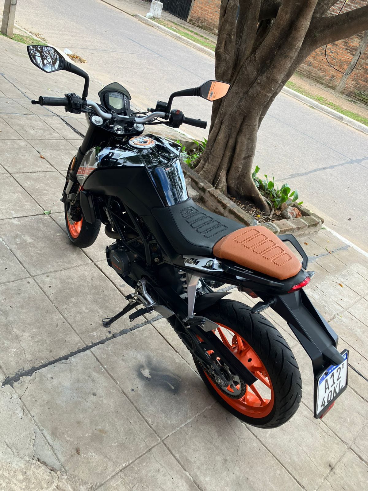 Ktm Duke 200 2020 Negro: imagen 3