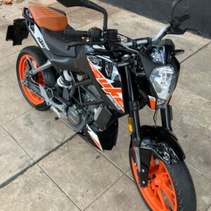 Ktm Duke 200 2020 Negro: imagen 2