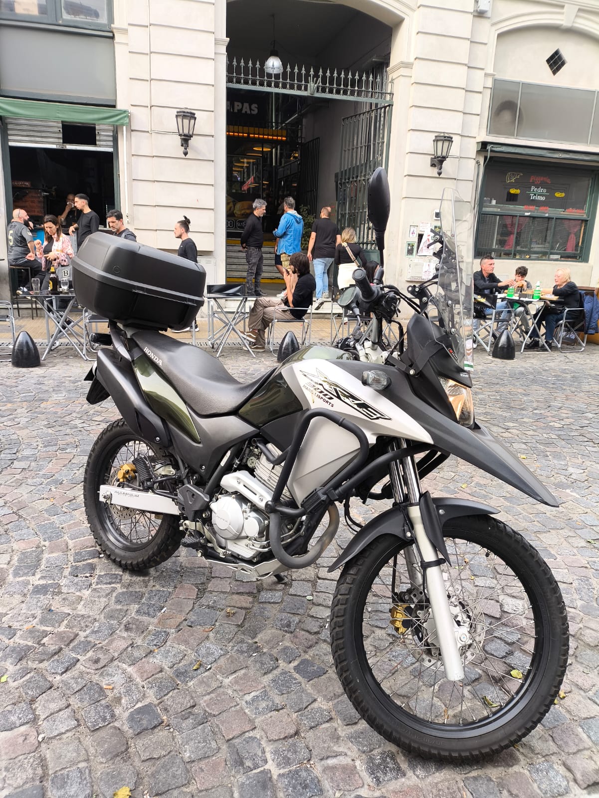 Honda XRE 300 2020 Verde: imagen 1