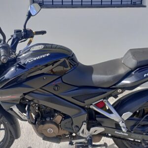 Bajaj Rouser NS200 2015 Negro: imagen 1