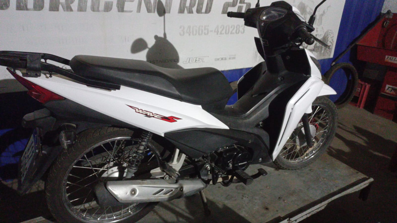 Honda wave  2022 2022 Blanco: imagen 1