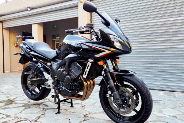 Yamaha Fazer FZ6 S2