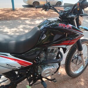 Corven  Triax  2021 Negro: imagen 1