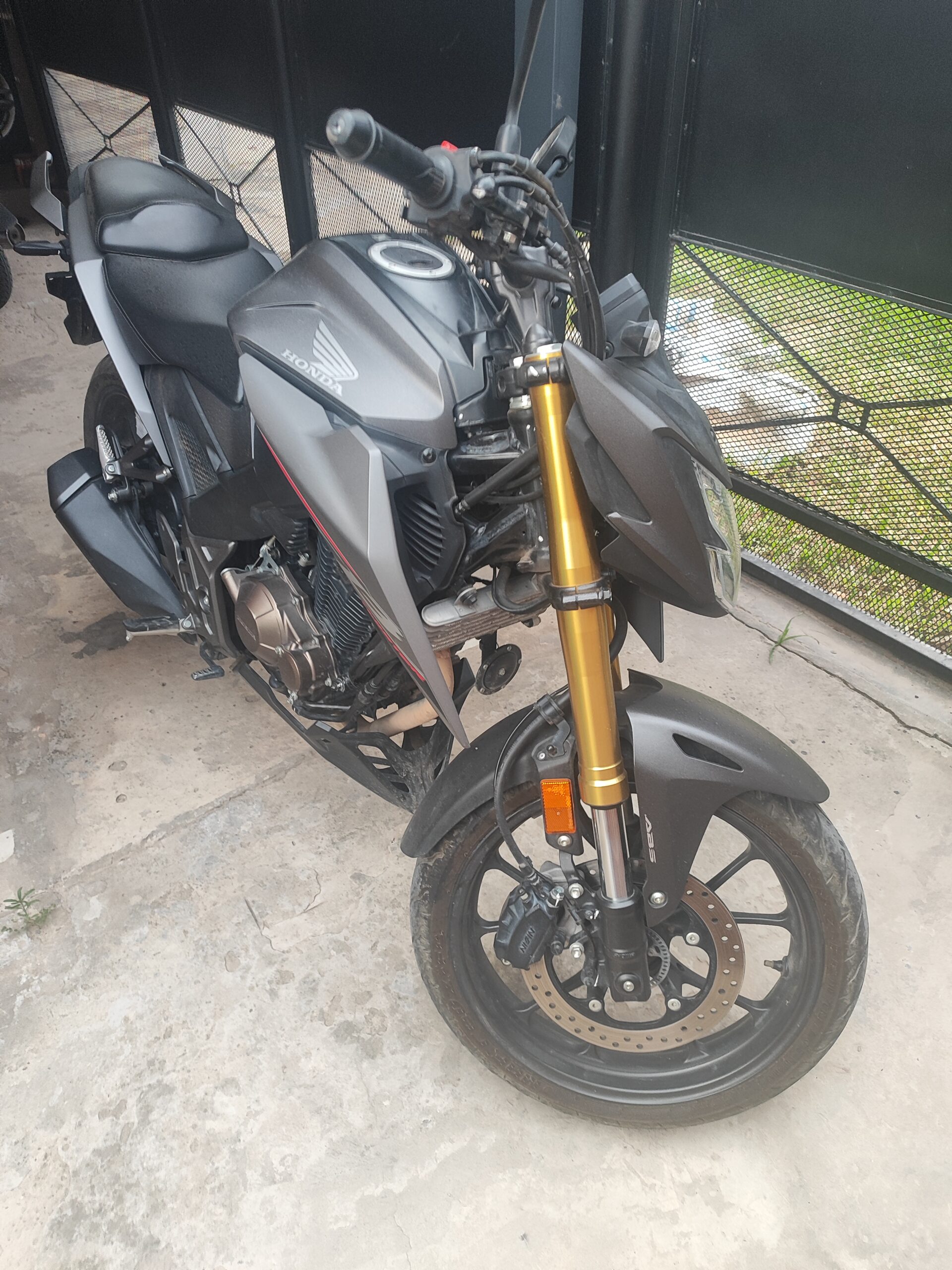 VENDO TWISTER 300: imagen 1