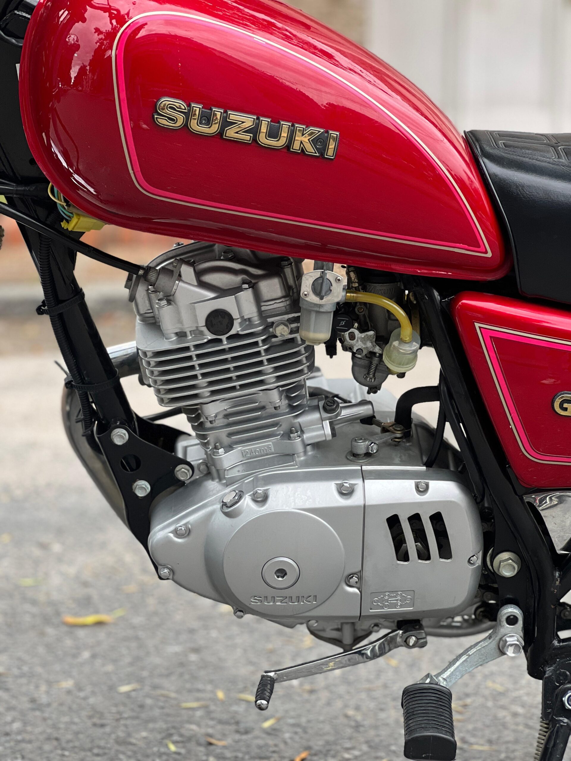 Suzuki GN125H: imagen 11