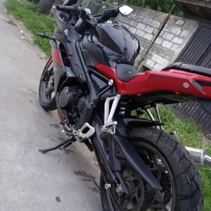 Benelli  302r  2019 Negro: imagen 4