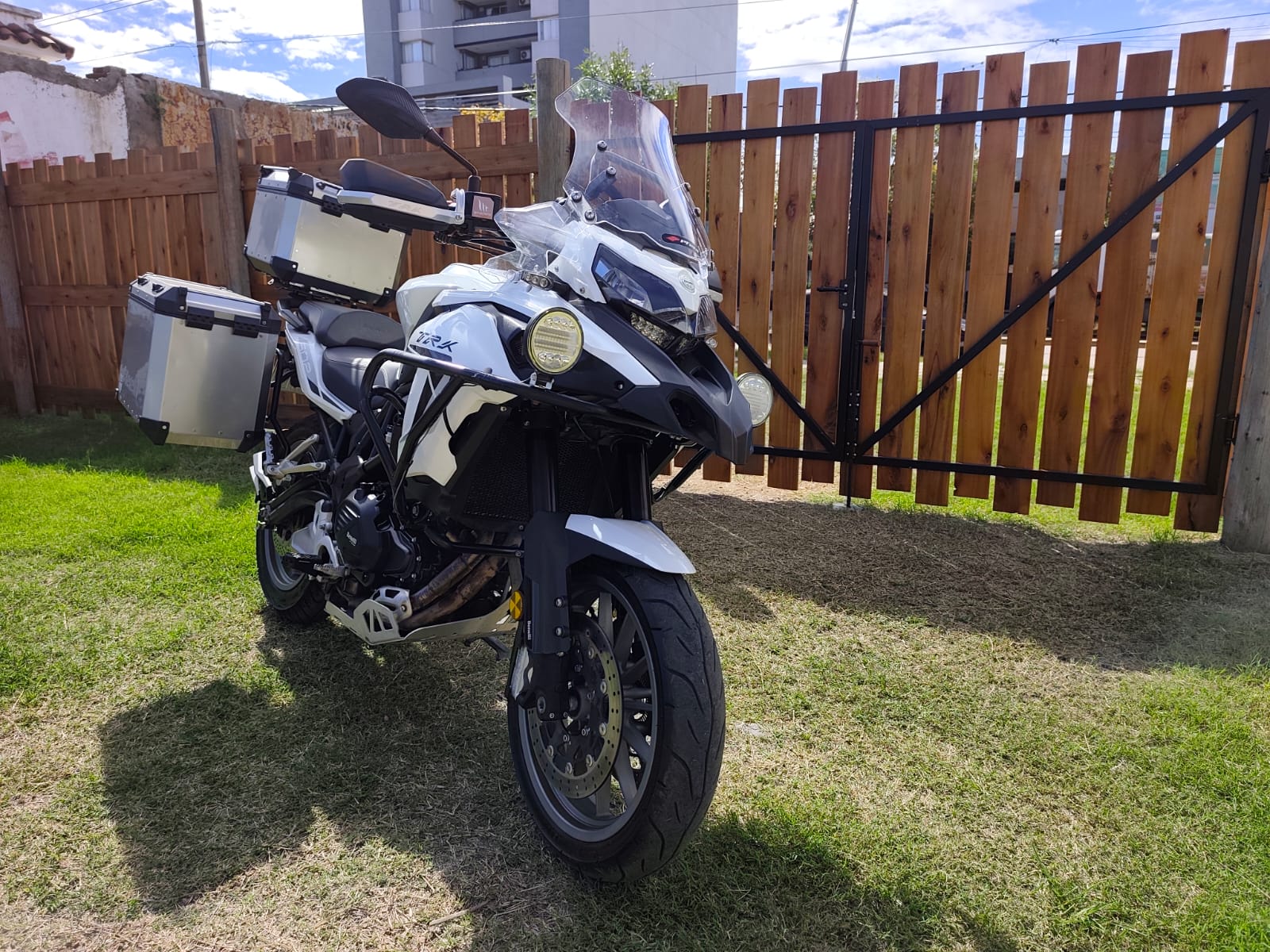 Benelli TRK 502: imagen 3