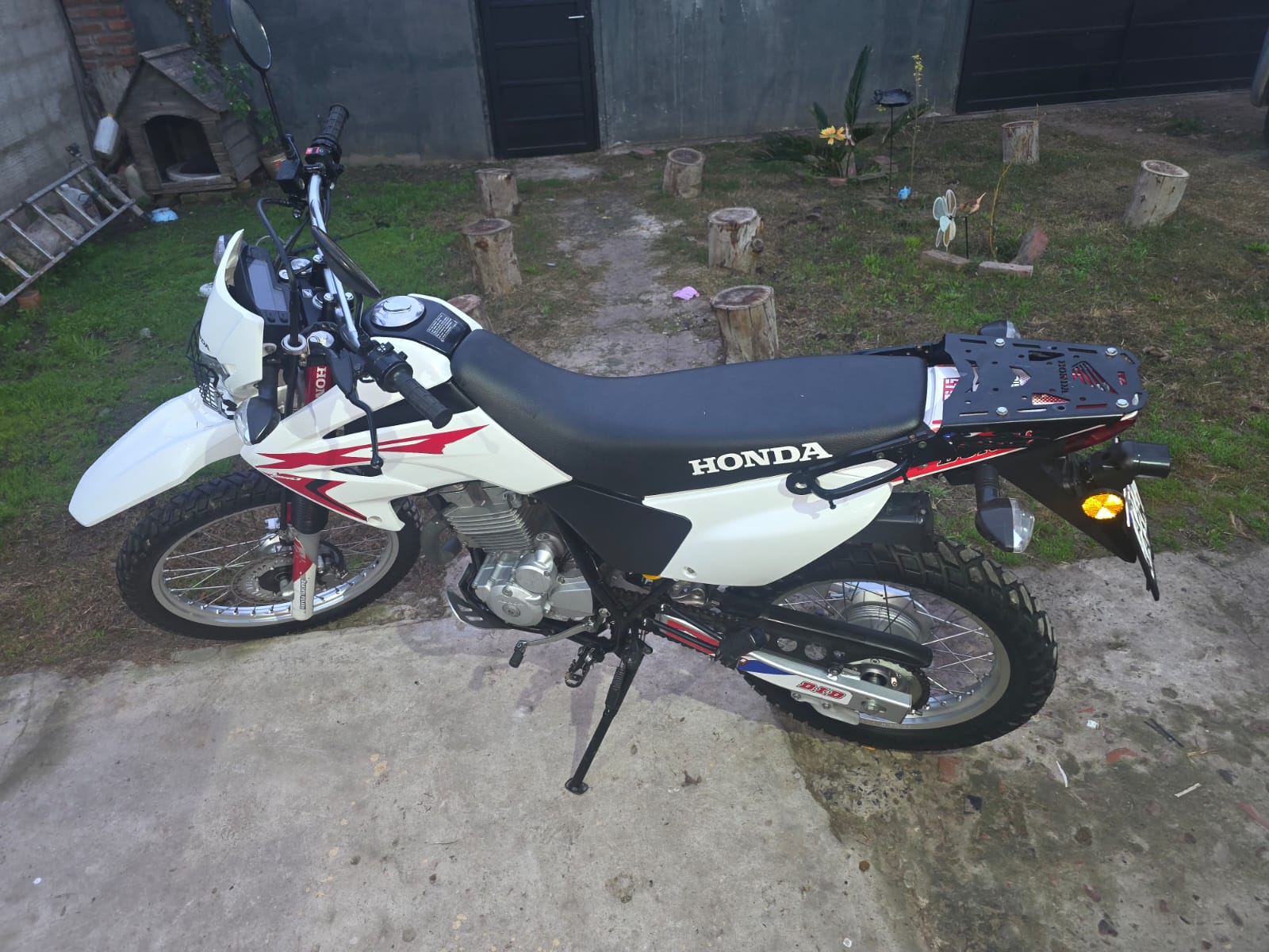 Honda  Xr 250 tornado 2023 Blanco: imagen 3