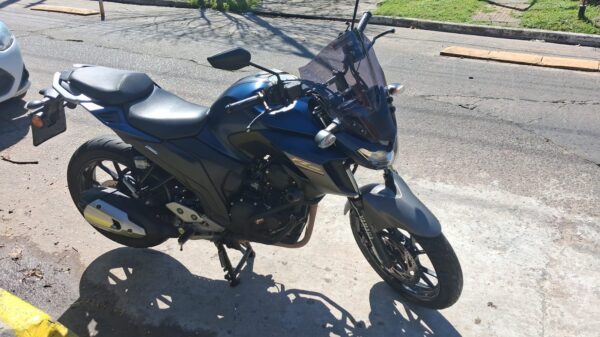 YAMAHA FZ 25