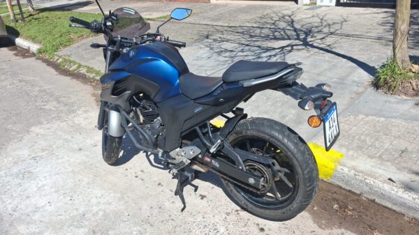 YAMAHA FZ 25